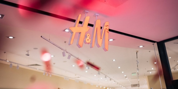 H&M після півторарічної перерви готовий відновити роботу в Україні (Фото:facebook.com/hmukraine)