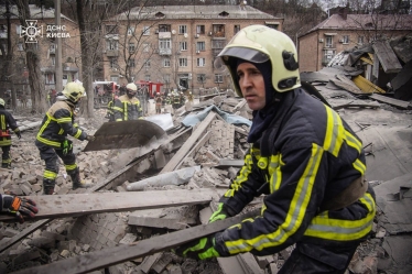 Росія завдала удару по Києву двома балістичними ракетами, є руйнування та потерпілі (оновлюється) /Фото 5