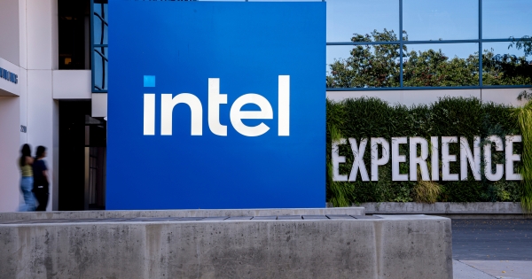 Apollo запропонувала Intel до $5 млрд інвестиції. Напередодні виробник мікросхем отримав пропозицію про поглинання від конкуруючої Qualcomm