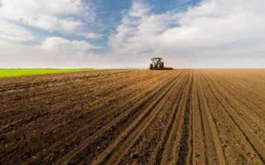 Фермери в Україні зіткнулись із серйозною перешкодою для посіву озимих