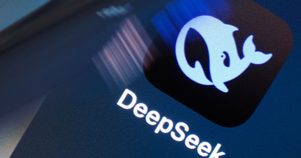 DeepSeek обвалив світові фондові ринки. Чим вразила ринок китайська ШІ-модель