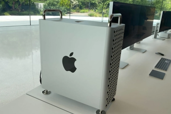 UA Finansy 45 Mac Pro: Apple офіційно припиняє виробництво