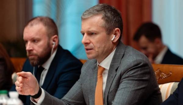 Бюджет, допомога, МВФ: Україна визначає шляхи співпраці