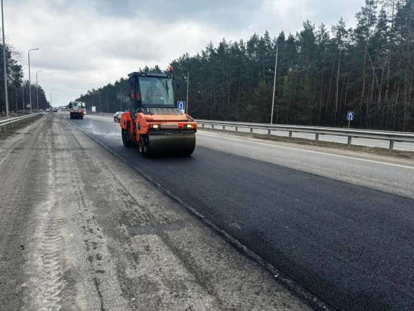 Ремонт доріг: 1,5 млрд грн на прифронтові траси 6 Ремонт доріг: 1,5 млрд грн на прифронтові траси 6