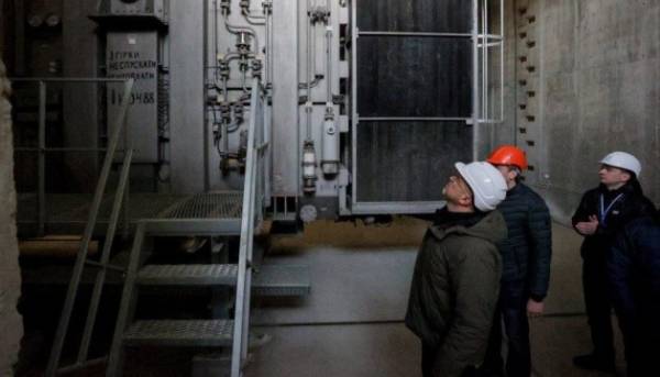 Шмигаль проінспектував зведення захисних конструкцій на енергетичному підприємстві 5