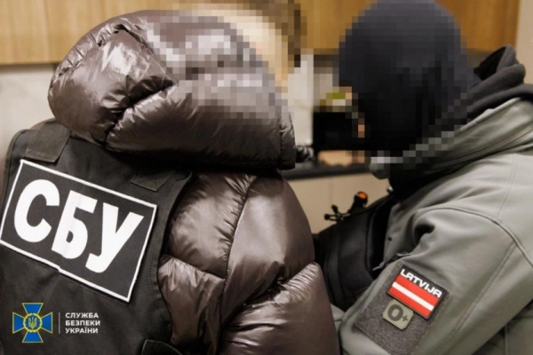 Дніпро: СБУ викрила міжнародну шахрайську мережу з оборотом $1,2 млн 14