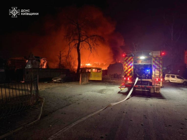 Масована атака РФ на Київщину 14 березня: 4 загиблих і 15 поранених, пошкоджені школи та будинки 17