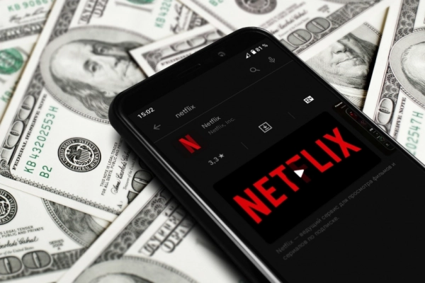UA Finansy 48 Netflix: повернення грошей за 7 років мільйонам передплатників
