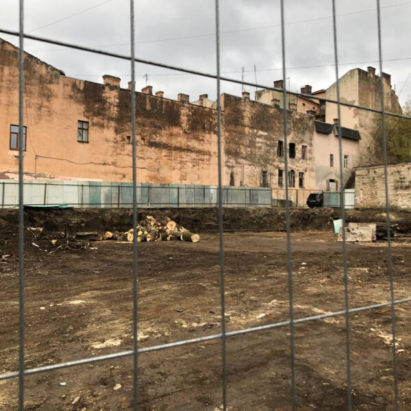 Чернівці: новобудови в центрі – куди вкладати?