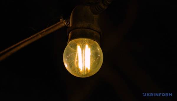 UA Finansy 24 Бюджет, ВВП, податки: допомога ЄС та США.