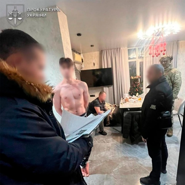 Україна: затримано злочинця, що відмивав $100 млн від кібератак через крипту 17