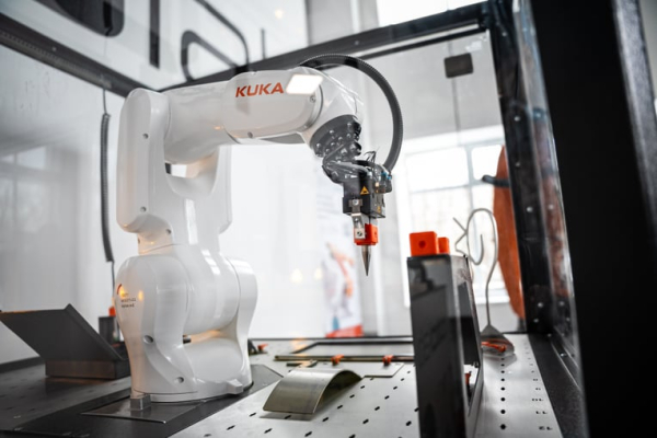 Роботизація: розв'язання проблеми дефіциту кадрів в Україні 8 Роботизація: розв'язання проблеми дефіциту кадрів в Україні 8