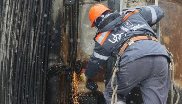 UA Finansy 28 Працівники аварійно-відновлювальних бригад цього тижня отримають додаткові виплати за березень