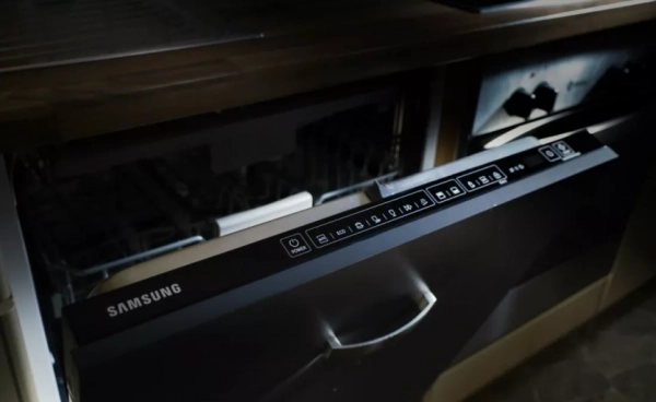 Samsung припиняє продажі телевізорів і техніки в Китаї через конкуренцію&hellip;