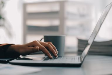 UA Finansy 44 Польща: нові правила для роботодавців з 1 липня