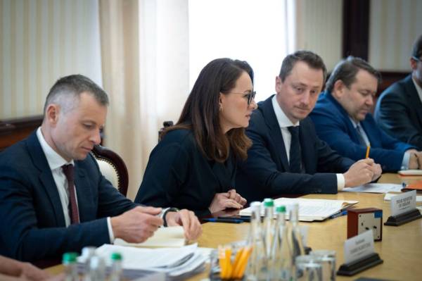 Бюджет, ВВП, допомога: Україна та МВФ нарощують діалог 8