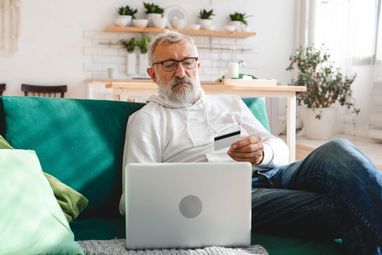 Пенсіонери за кордоном: 5 кроків для збереження виплат до кінця&hellip;