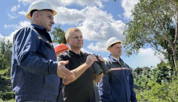 Відновлення лінії через Дніпро: 500 метрів під напругою