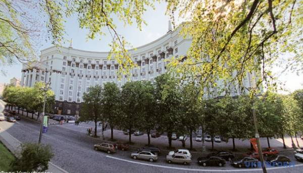 Бюджет, ВВП, допомога: як зміцнюється економіка України 16 Бюджет, ВВП, допомога: як зміцнюється економіка України 16