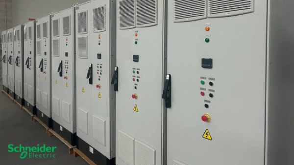Французька компанія Schneider Electric долучилася до вдосконалення систем теплопостачання в 26 населених пунктах України. 15 Французька компанія Schneider Electric долучилася до вдосконалення систем теплопостачання в 26 населених пунктах України. 15