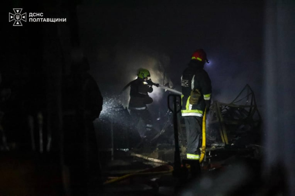 "Нова пошта" оцінила збитки від удару РФ по терміналу 7 "Нова пошта" оцінила збитки від удару РФ по терміналу 7