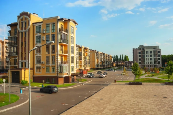 Шалений п'ятничний день у житловому комплексі "Кришталеві озера"! 17 Шалений п'ятничний день у житловому комплексі "Кришталеві озера"! 17