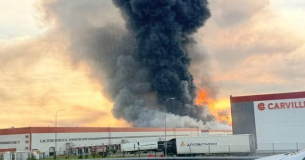 Атака дронів на Москву: загорілася нафтобаза 12