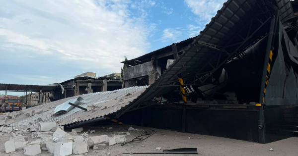 Ізюм: КАБи влучили у вантажне відділення “Нової пошти”