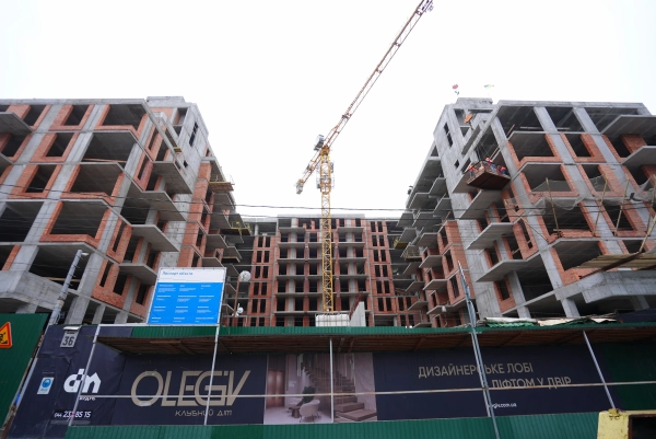 UA Finansy 60 Монолітні роботи завершені в OLEGIV Boutique Residence