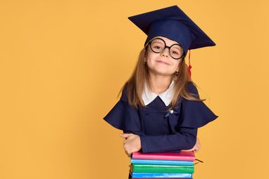UA Finansy 38 Пакунок школяра”: 3 кроки для іноземців отримати допомогу