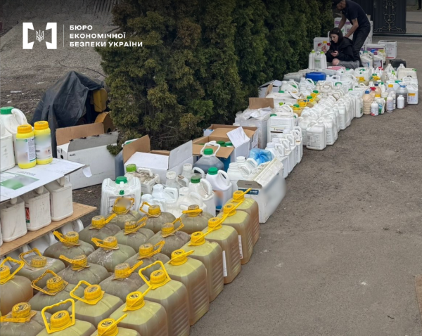 БЕБ скеровало до суду справу про виготовлення підроблених засобів захисту рослин 4 БЕБ скеровало до суду справу про виготовлення підроблених засобів захисту рослин 4