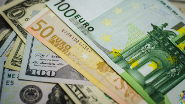 Чиста купівля населенням іноземної валюти у липні 2026 скоротилася до 0,5 мільярда доларів.