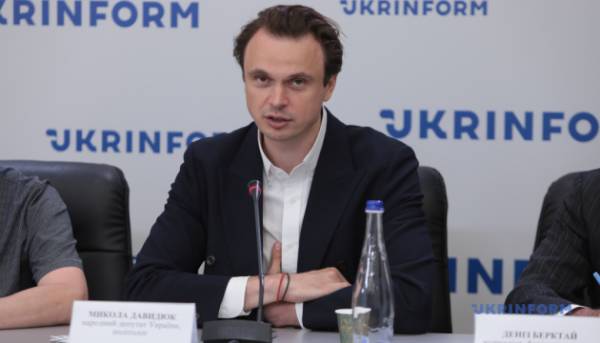 Бюджет, ВВП, допомога: економіка України на тлі агроекспорту