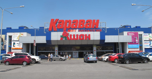 ТРЦ “Караван” у Дніпрі відновив роботу після атаки