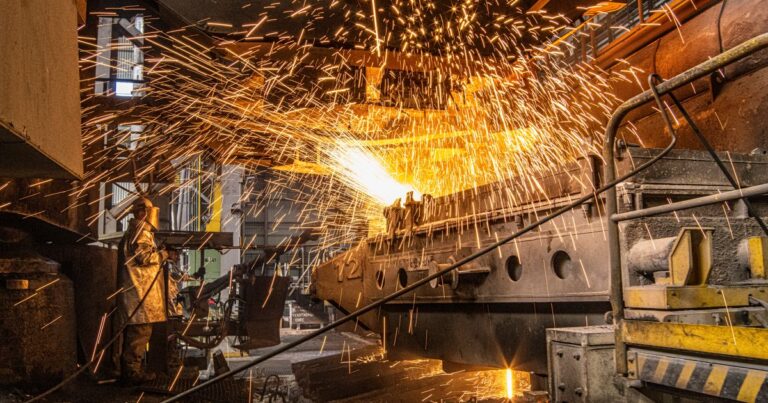 "АрселорМіттал Кривий Ріг": російський обстріл, є жертви 15