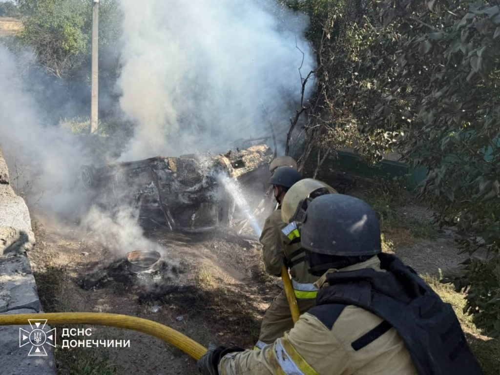 1 загиблий: РФ вдарила по "швидкій" на Донеччині 6 1 загиблий: РФ вдарила по "швидкій" на Донеччині 6