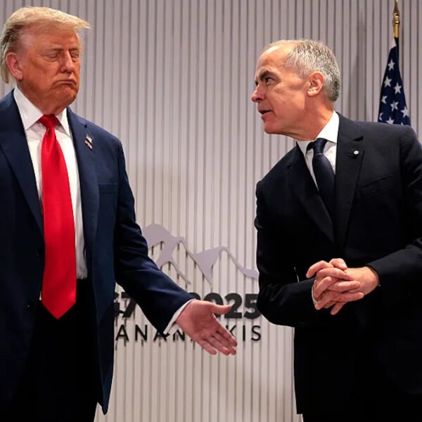 UA Finansy 45 Трамп вводить нові мита: Канада в торговельній війні