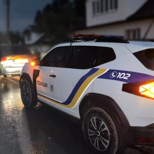 П’яний водій з авто в розшуку запропонував 3000 грн поліції