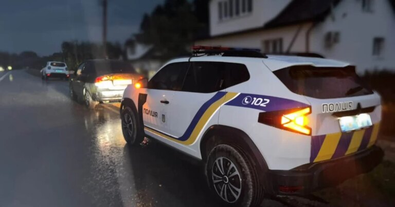 П'яний водій з авто в розшуку запропонував 3000 грн поліції 24 П'яний водій з авто в розшуку запропонував 3000 грн поліції 24
