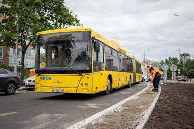 UA Finansy 41 Київ: 1 новий автобус сполучить правий і лівий берег