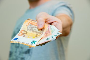 Німеччина: Мінзарплату піднімуть до €12, ліміт Minijob – до €538