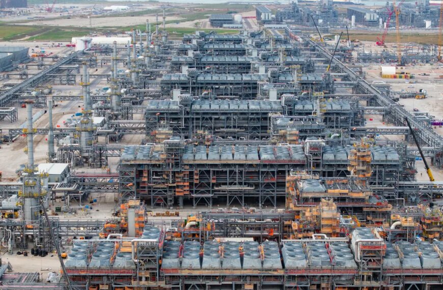 UA Finansy 29 Bechtel: 1 LNG-термінал завершено на $1 млрд