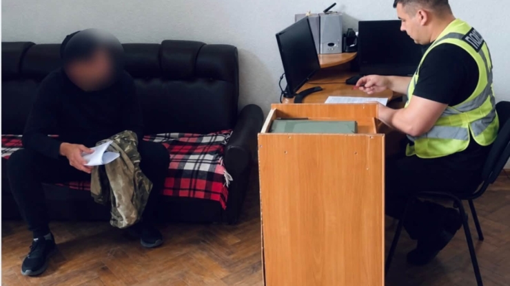 4 лютий: Рогатинщина. Злодія, що вкрав будинок, спіймали. 2 4 лютий: Рогатинщина. Злодія, що вкрав будинок, спіймали. 2