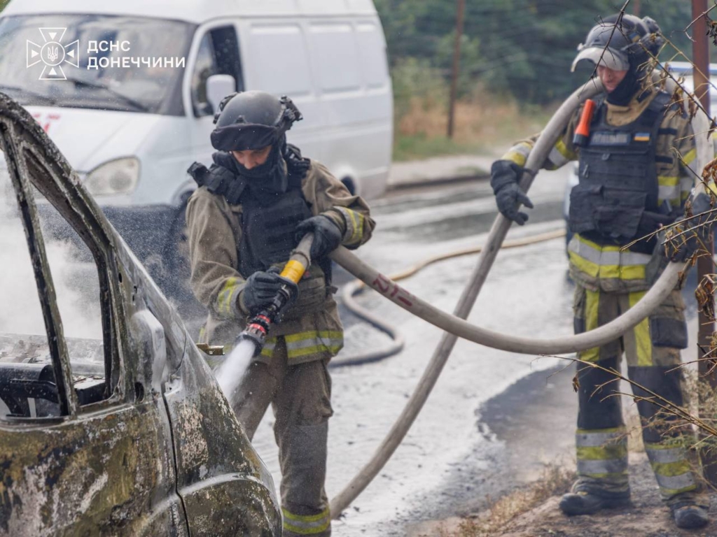 1 загиблий: РФ вдарила по "швидкій" на Донеччині 5 1 загиблий: РФ вдарила по "швидкій" на Донеччині 5