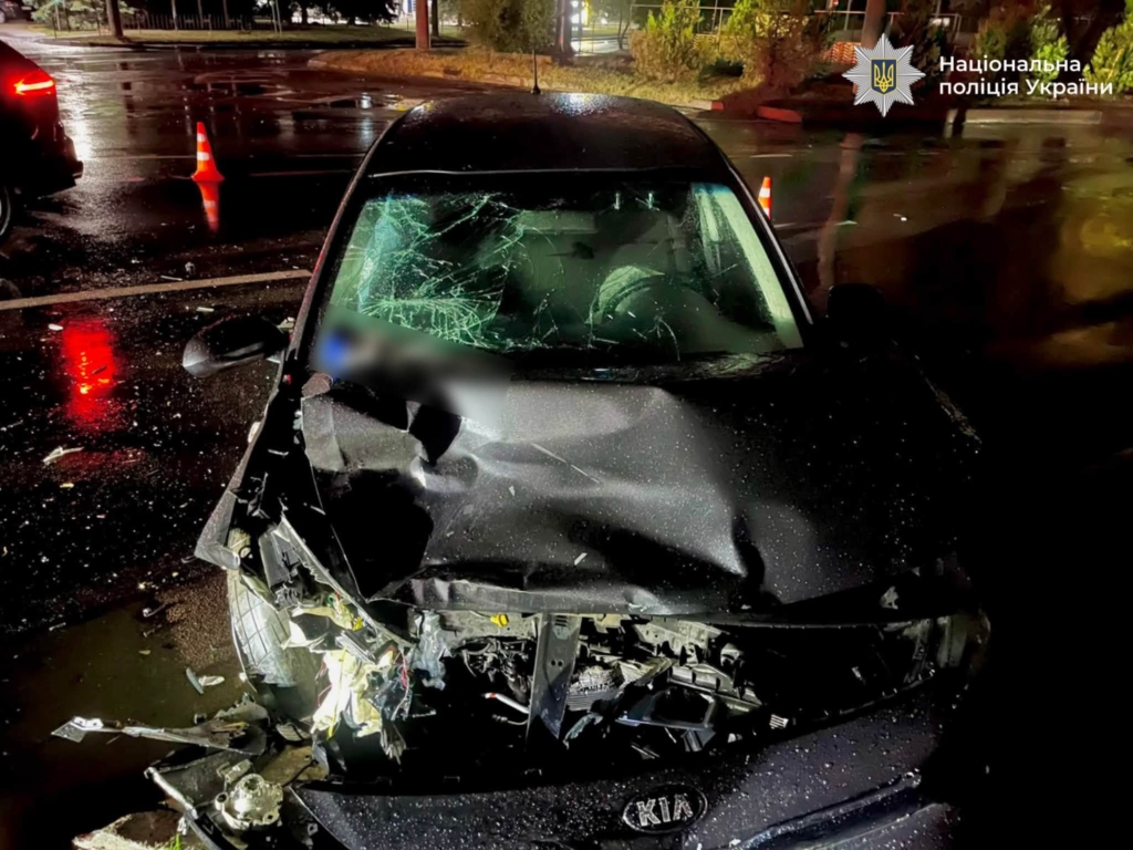 19-річна водійка Porsche влетіла в Kia: 2 пасажирів у лікарні 6